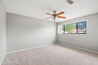 4846 Kingsmeadow Ln in Jacksonville, FL - Building Photo - Building Photo