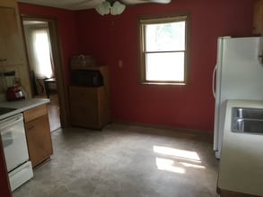 103 Erie St SE-Unit -Main Level in Hutchinson, MN - Building Photo - Building Photo