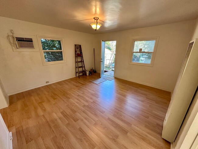 656 Brighton St in Grass Valley, CA - Building Photo - Building Photo