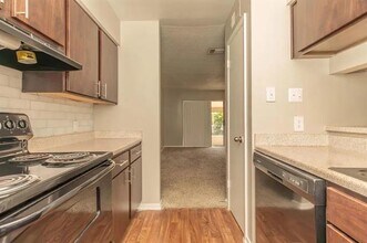 6897 Meadow Rd in North Richland Hills, TX - Building Photo - Building Photo