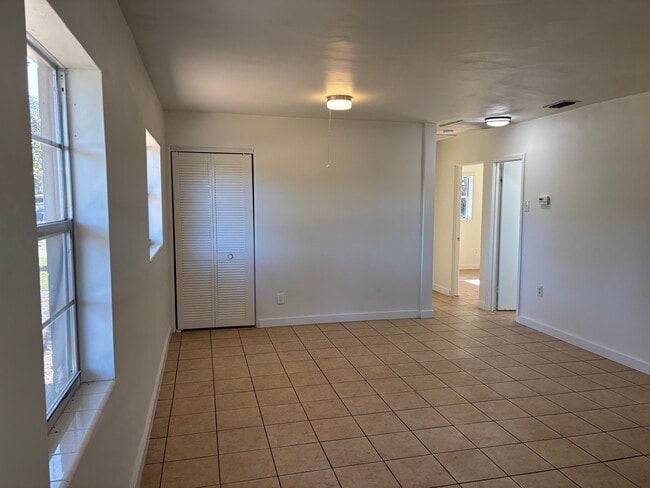 1207 Crestwood Dr in Winter Haven, FL - Building Photo - Building Photo