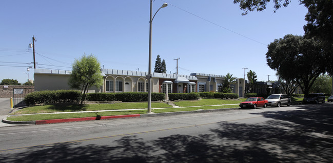 1781-1795 W Glenoaks Ave in Anaheim, CA - Building Photo - Building Photo