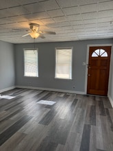 506 Broad St, Unit 506 Broad St FL 1 in Riverton, NJ - Building Photo - Building Photo