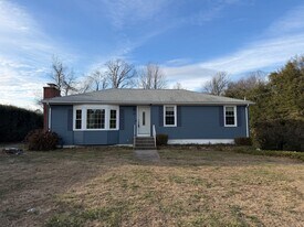 36 Colonial Dr in Prospect, CT - Building Photo