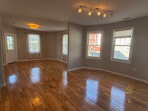 16 Melbourne St in Boston, MA - Building Photo - Building Photo