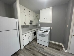 333 Lamont St in Waterloo, IA - Building Photo - Building Photo