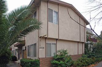 2526 G St in Sacramento, CA - Building Photo - Building Photo