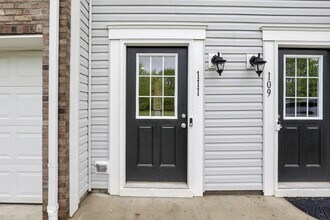 111 Coyote Willow Dr in Etna, OH - Building Photo - Building Photo