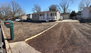 1049 Mariner Ave in Stafford Township, NJ - Building Photo - Building Photo