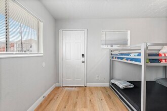 4018 Sealy Ave in Galveston, TX - Building Photo - Building Photo