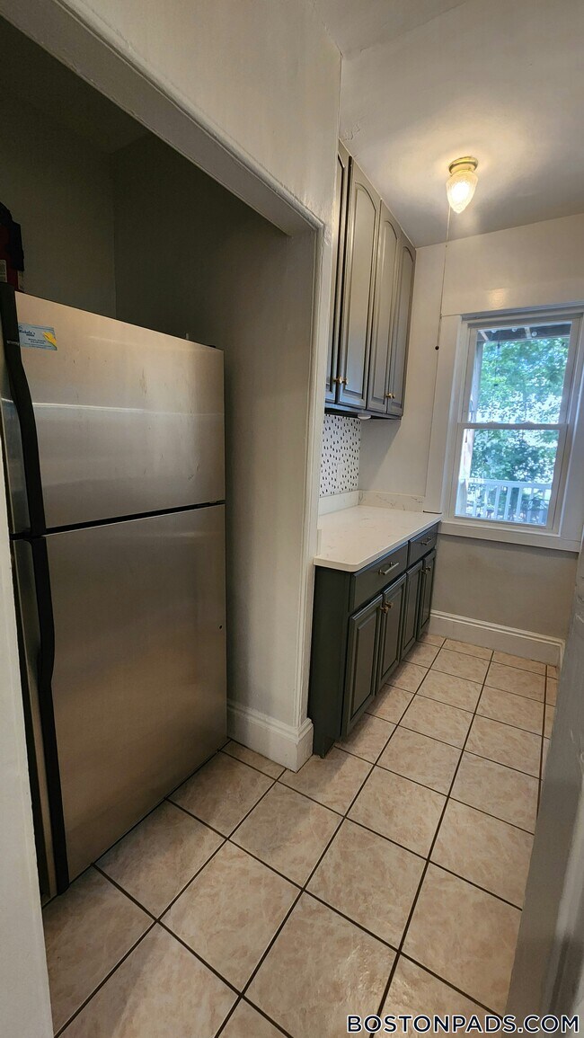 15 Mt Vernon St in Arlington, MA - Building Photo - Building Photo