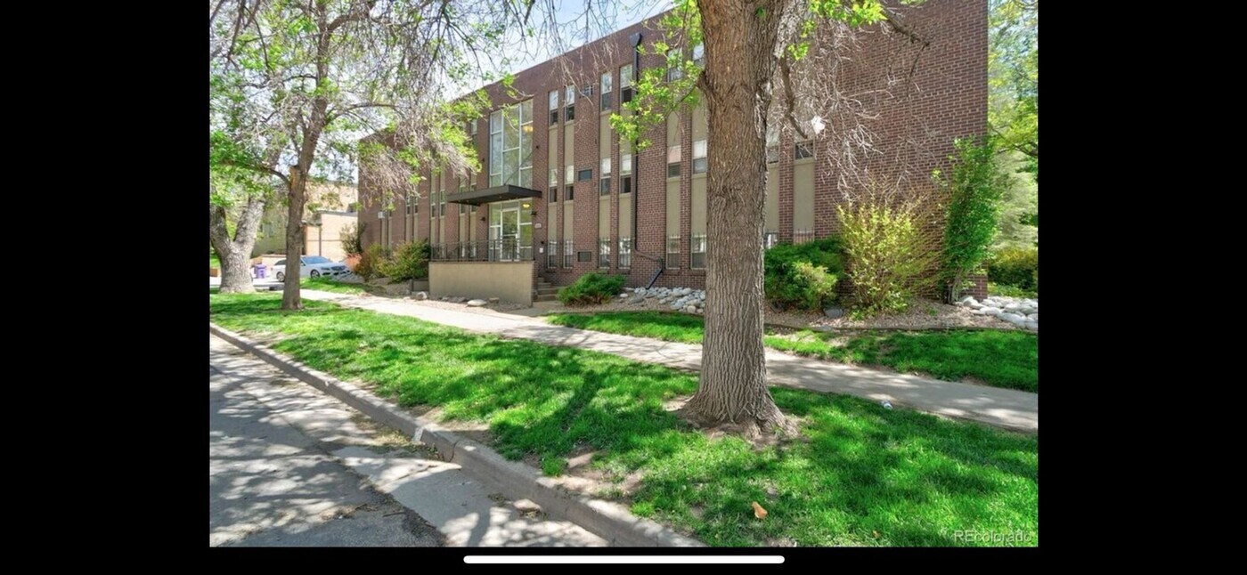 2020 E 14th Ave in Denver, CO - Building Photo