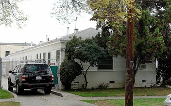 1631 Rodney Drive in Los Angeles, CA - Foto de edificio - Building Photo