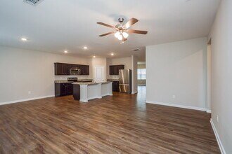 3875 Place Dr in Loganville, GA - Building Photo - Building Photo