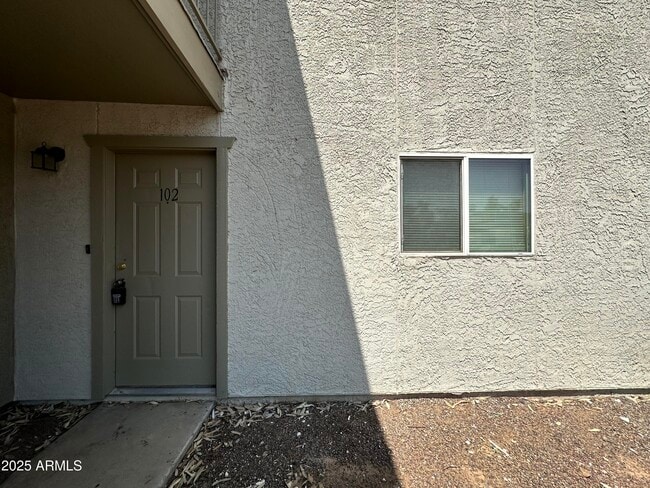 property at 2801 E Monte Cristo Ave