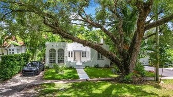 633 Alcazar Ave in Coral Gables, FL - Building Photo