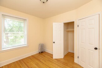 4957 N Albany Ave in Chicago, IL - Building Photo - Building Photo