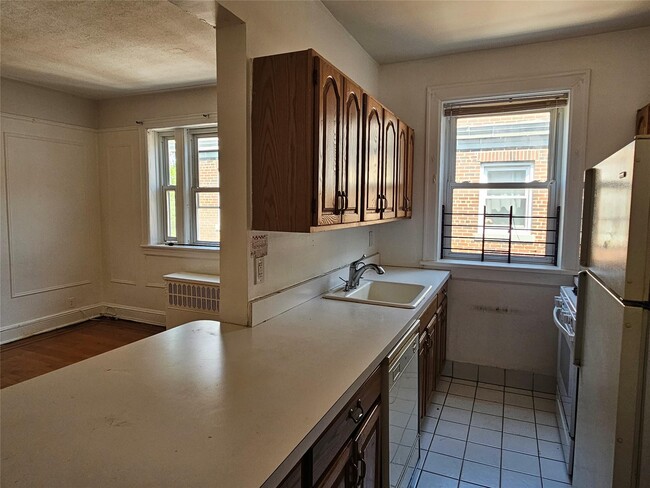 30 Shipherd Ave in Lynbrook, NY - Building Photo - Building Photo