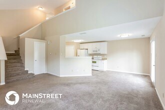 2305 Collins Way in Greenfield, IN - Building Photo - Building Photo