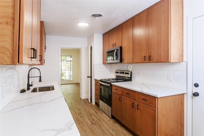 property at 4640 Fieldwood Ln