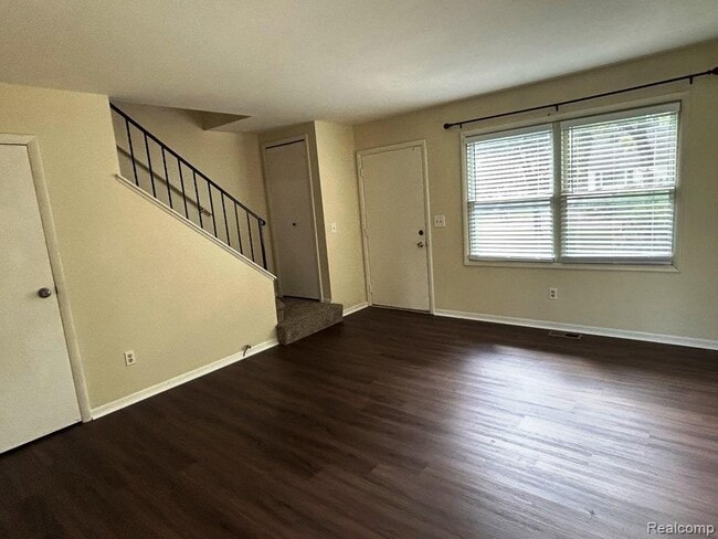 406 Union St in Grand Blanc, MI - Building Photo - Building Photo