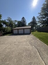 1909 Bellwood Dr in Mansfield, OH - Building Photo - Building Photo