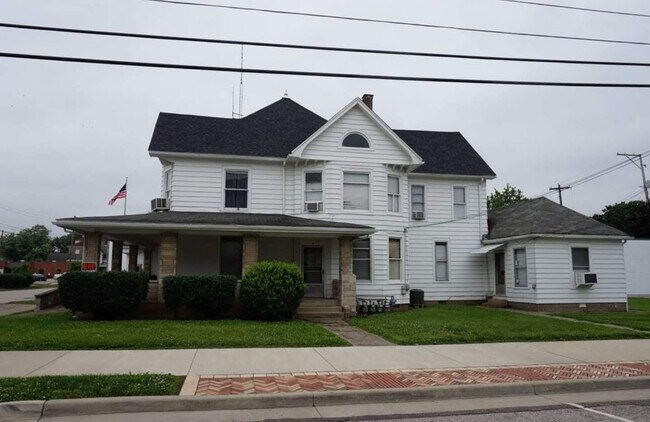 302 W State St-Unit -5 in Princeton, IN - Building Photo - Building Photo