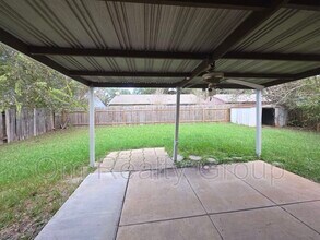 6903 Tara Dr in Richmond, TX - Building Photo - Building Photo