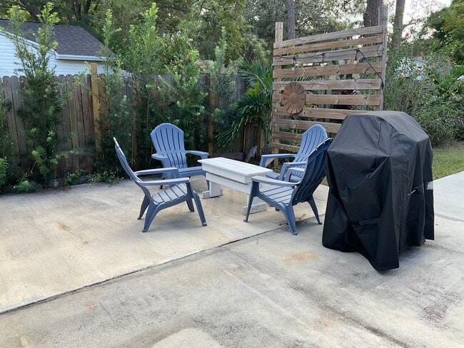 property at 2692 Cedarbrooke Dr