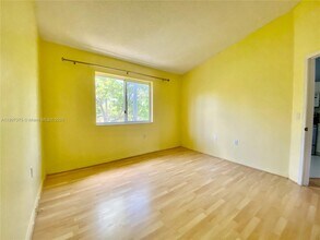 2140 NW 78th Ave in Pembroke Pines, FL - Building Photo - Building Photo