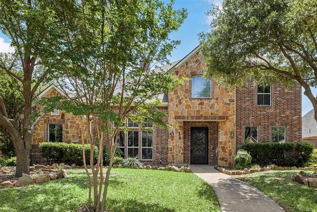 2137 Langdon Dr in Frisco, TX - Foto de edificio