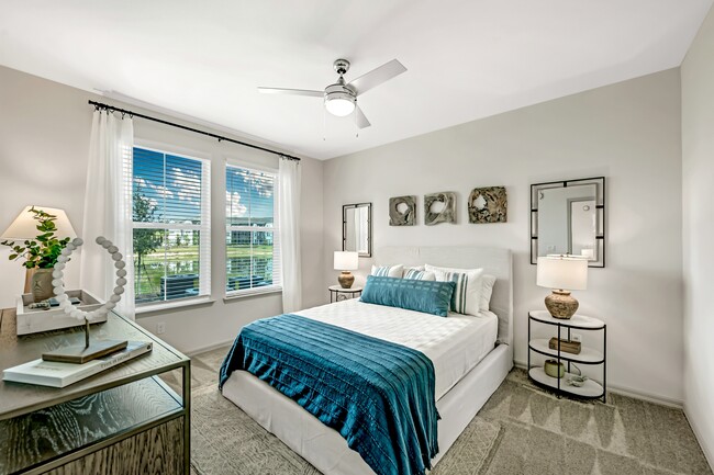 Livano Nature Coast in Spring Hill, FL - Foto de edificio - Building Photo