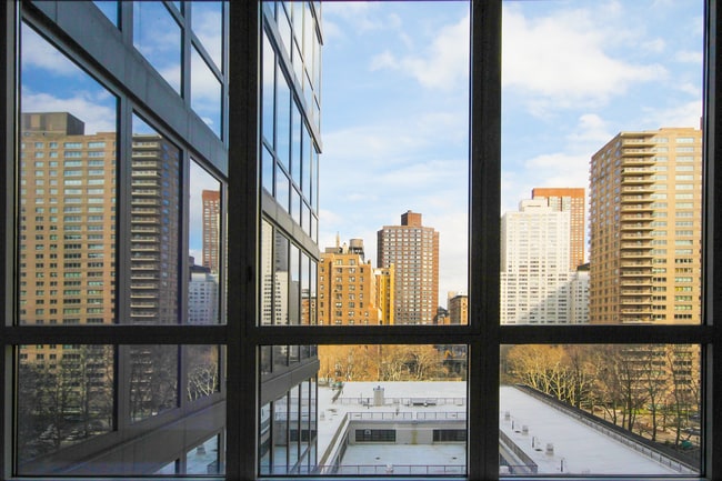 200 W End Ave in New York, NY - Building Photo - Building Photo