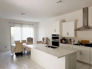 134 Episode in Irvine, CA - Building Photo - Building Photo