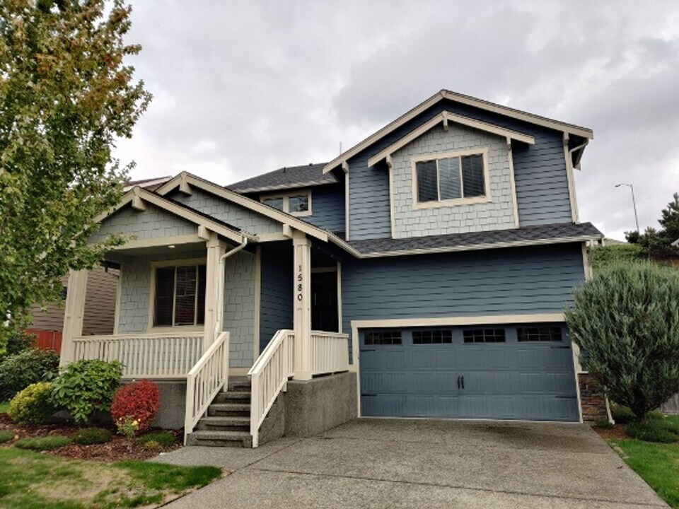 1580 Ridgeview Loop SW in Tumwater, WA - Building Photo