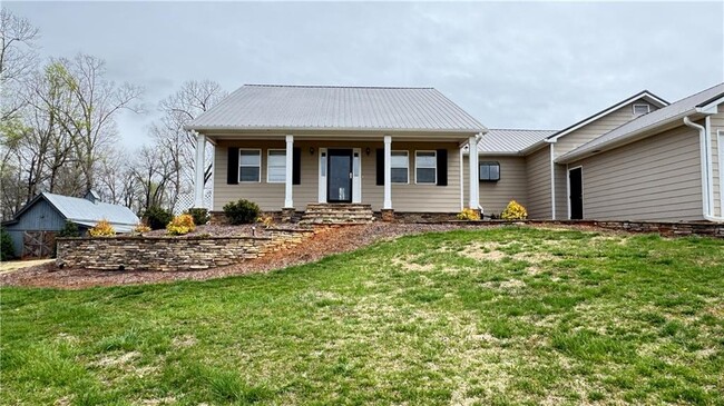 5215 Noah Rd in Cumming, GA - Building Photo - Building Photo