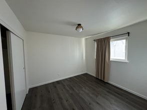 4800 Daisy St, Unit Apt 3 in Oakland, CA - Building Photo - Building Photo