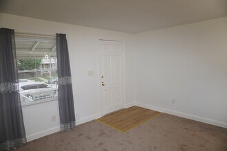 137 Riverthorn Rd in Middle River, MD - Building Photo - Building Photo