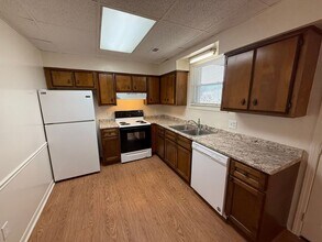 3607 Lark Cir in Louisville, TN - Building Photo - Building Photo