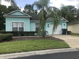 202 Reserve Dr in Davenport, FL - Building Photo