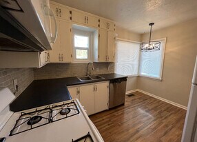 907 Sullivan Dr in Ogden, UT - Building Photo