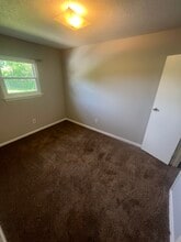 3050 S Franklin Ave in Springfield, MO - Building Photo - Building Photo