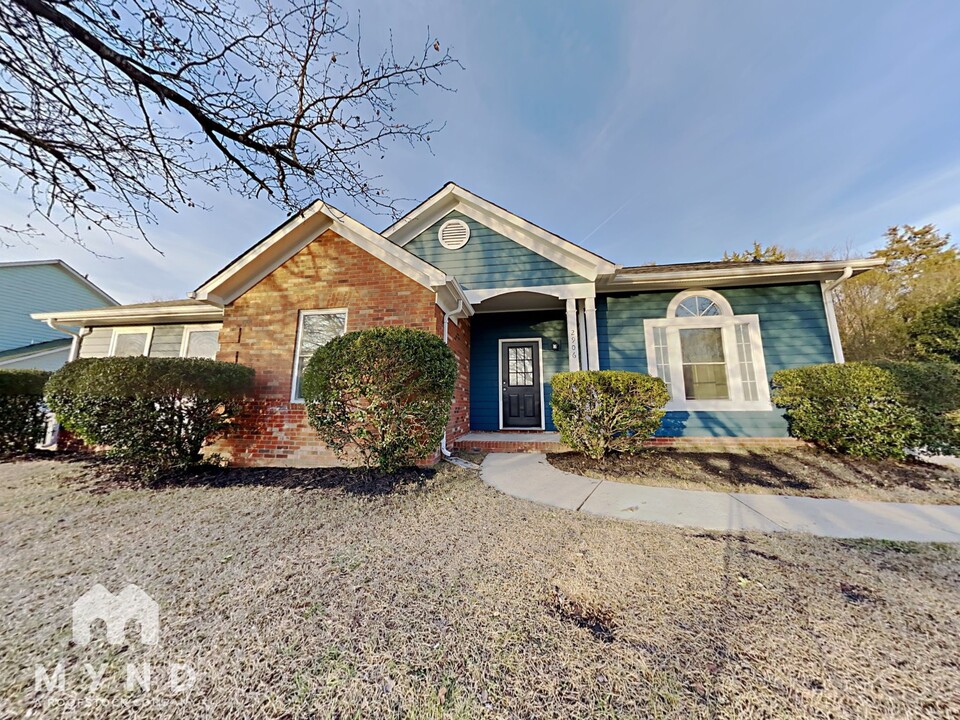 2906 Silkstream Ln in Charlotte, NC - Building Photo