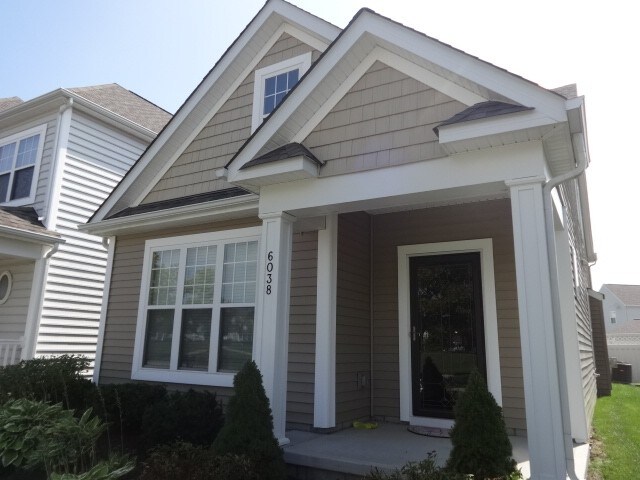 6038 Delcastle Dr in Westerville, OH - Building Photo