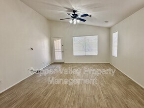2326 W Gambit Trail in Phoenix, AZ - Building Photo - Building Photo