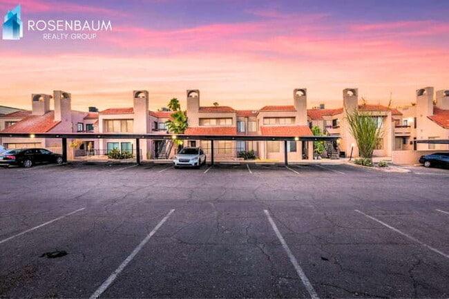 2601 W Broadway Blvd in Tucson, AZ - Foto de edificio - Building Photo