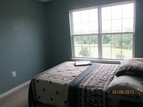 512 Twintree Ter NE in Leesburg, VA - Building Photo - Building Photo