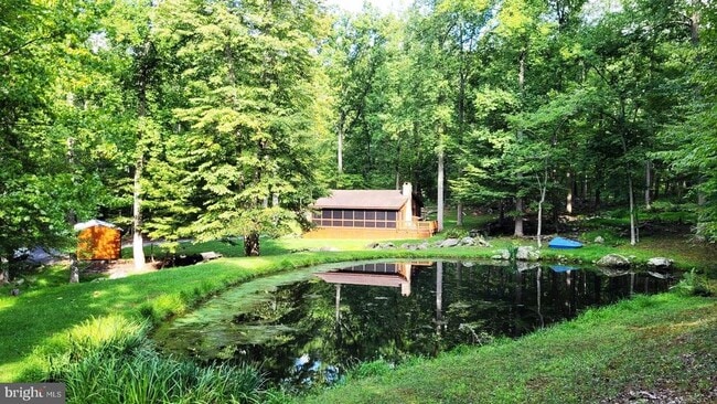 property at 1831 Wildcat Hollow Rd