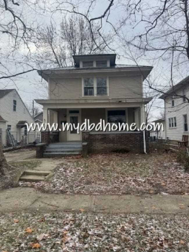 property at 2118 Drexel Ave