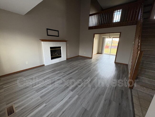 12020 Wandering Way in Fort Wayne, IN - Building Photo - Building Photo